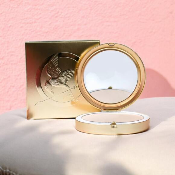 Storybook Cosmetics New Hunger Games Girl on Fire highlighter full size 8 g - Picture 4 of 4